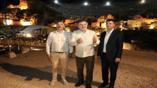 AK Partili Saygılı, Efesteki gece müzeciliğinin turizme katkısına dikkat çekti