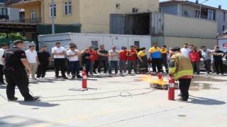Akaryakıt istasyonu çalışanlarına yangın güvenliği eğitimi