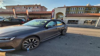 Akçadağda otomobil ile motosiklet çarpıştı: 2 yaralı