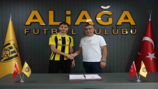 Aliağa FK, Adnan Karahisarı kadrosuna kattı