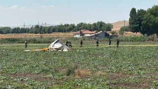 Ankara'da R44 Tipi Eğitim Helikopteri Tarlaya Düştü