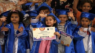 Anne Baba Çocuk Merkezindeki minikler mezun oldu