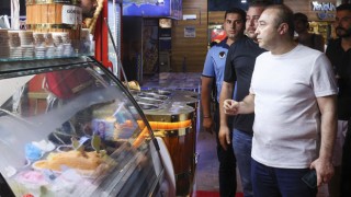 Antalya'da Kaldırım İşgallerine Sıkı Denetim