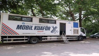 Antalya'da mobil kuaför tırı yaylalarda hizmet veriyor