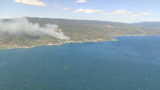 Armutlu Kapaklı hattında orman yangını: Ekipler müdahaleye başladı