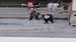 Arnavutköyde akıl almaz anlar: Kafasını defalarca kamyonet kasasına vurup kendisini bayılttı
