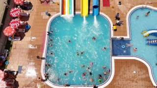 Atakum'da aqua park kapılarını açtı