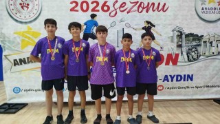 Aydınlı badmintoncular yarı finale yükseldi