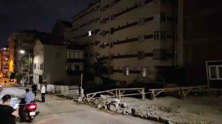 Bahçelievlerde yanında temel kazılan 7 katlı binadan çatlama sesi gelince tahliye edildi