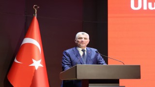 Bakan Bolat: Hafif ticari araç üretiminde Avrupada birinci sıradayız