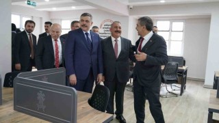 Bakan Çiftçi ve Bakan Tekinden Palandöken Belediyesine övgü