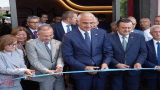 Bakan Ersoy, Gaziantep Dijital Sanat Müzesinin açılışını yaptı