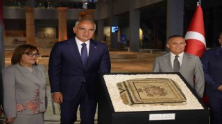 Bakan Ersoy: Yurt içinde kaçak kazılara ve kültür varlığı kaçakçılığına karşı çalışmaları kararlılıkla yürütüyoruz