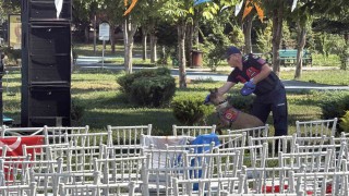 Bakan Göktaşın programı öncesi Dede Korkut Parkında bomba araması