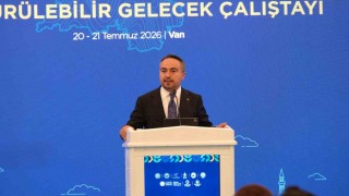 Bakan Yardımcısı Burak Demiralp: Van Gölünde yılların biriktirdiği kirlilik yüküne neşter vurduk