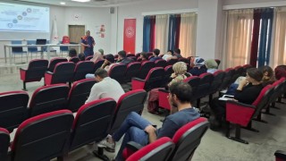 Bakım personeline afet farkındalık eğitimi verildi