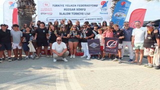Balıkesir'de 4 günlük sörf heyecanı sona erdi