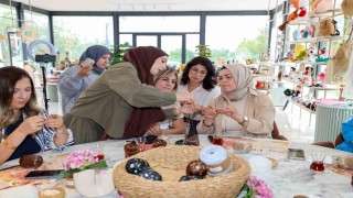 Başiskelede kadınlar en trend aksesuarı üretiyor