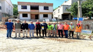 Başkan Erol, Burhaniye Mahallesindeki doğalgaz çalışmalarını yerinde inceledi