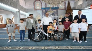 Başkan Geçit,  Rotamız Cami neşesi etkinliğinde çocukların coşkusuna ortak oldu