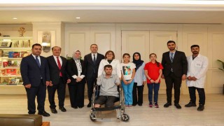 Başkan Şahin, umut olduğu Burhan Doğruyol ile bir araya geldi