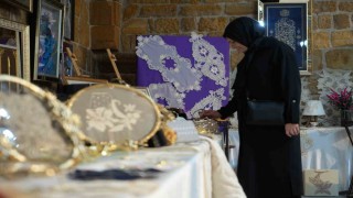 Bayburt'ta kadınlar geleneksel el sanatlarını modern tasarımlarla buluşturdu
