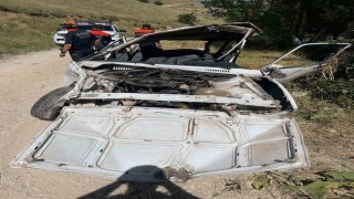 Bayburtta Tofaş otomobil uçuruma yuvarlandı: 1 ağır yaralı