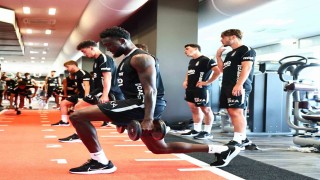 Beşiktaş, salonda çalıştı