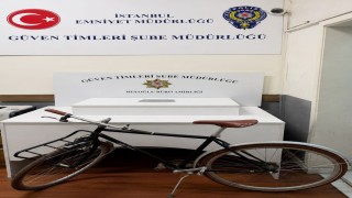 Beyoğlunda bisiklet çalan hırsız kamerada