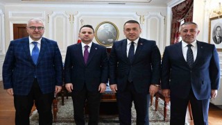 Bilecik heyeti Adalet Bakanı Gürlek ile kentteki çalışmaları ve projeleri değerlendirdi