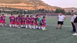 Bilecik U12 Gençler Liginin şampiyonu 4 Eylülspor oldu