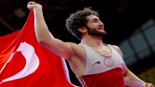 Bilecikli güreşçi Avrupa şampiyonu oldu
