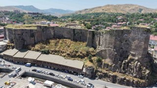 Bitlis Kalesinde kazılar büyük ölçüde tamamlandı
