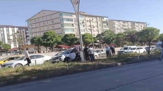 Bitliste iki ayrı trafik kazası: 4 yaralı