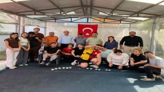 Bocce sahasında kuşaklar buluştu
