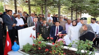 Bünyanlı 15 Temmuz Şehidi Cennet Yiğit kabri başında anıldı