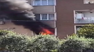 Bursa'da ev alevlere teslim oldu
