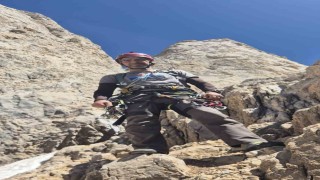 Bursalı dağcı, Cilo Dağının zirvesinde kayboldu