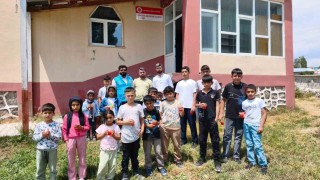 Çaldıranda gençlik rüzgarı ve Dondurmacı Hoca Coşkusu: Yaz Kuran kursları turnuvalarla renkleniyor
