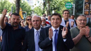 CHPden istifa eden Kırşehir Belediye Başkanı Ekicioğlu ve teşkilatlar Yeni Partiye katıldı