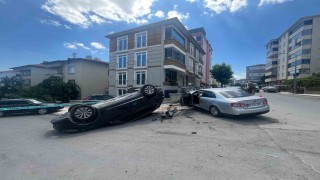 Çorum'da cip ile otomobil çarpıştı: 2 yaralı