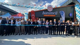 Çorumda yerel üreticilerin ürünlerini vatandaşlarla buluşturan market hizmete açıldı