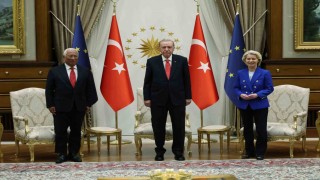 Cumhurbaşkanı Erdoğan, AB Komisyonu Başkanı Leyen ve AB Konseyi Başkanı Costayı kabul etti