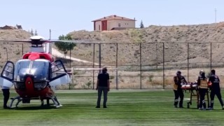 Darendede evde düşen 98 yaşındaki kadın hava ambulansıyla Malatyaya sevk edildi