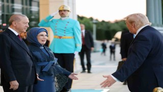 Devlet ve hükümet başkanları ile eşleri onuruna Cumhurbaşkanlığı Külliyesinde resepsiyon verildi