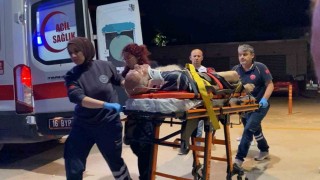 Devrilen traktörün sürücüsü ağır yaralandı