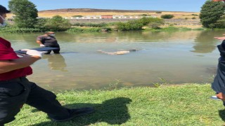 Dicle Nehrinde bir kişinin cansız bedeni bulundu