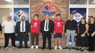 Diyarbakır Final Ortaokulundan LGSde çifte Türkiye birinciliği