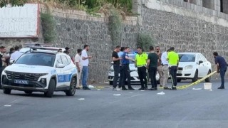 Diyarbakırda silahlı saldırıda ağır yaralanan şahıs hayatını kaybetti