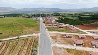 Doğanşehir Yolkoruda tozlu yol tarihe karıştı